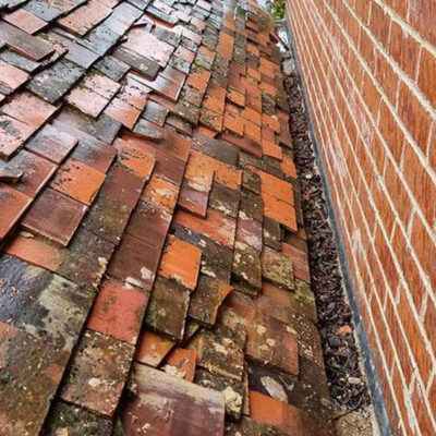 Gutter Blocked Debris Swindon