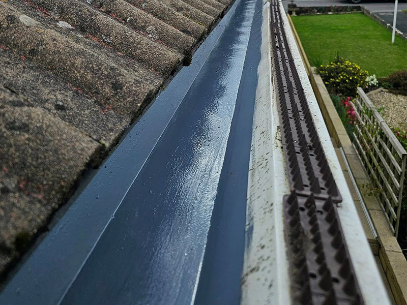 Gutter Cleared & Cleaned